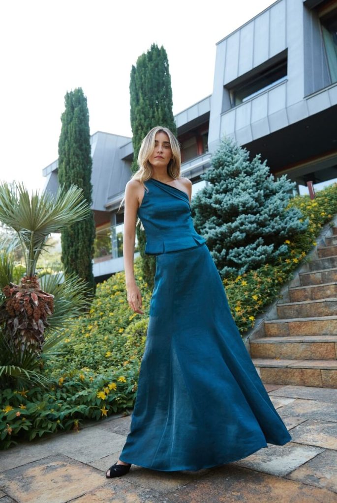 santa bato look azul